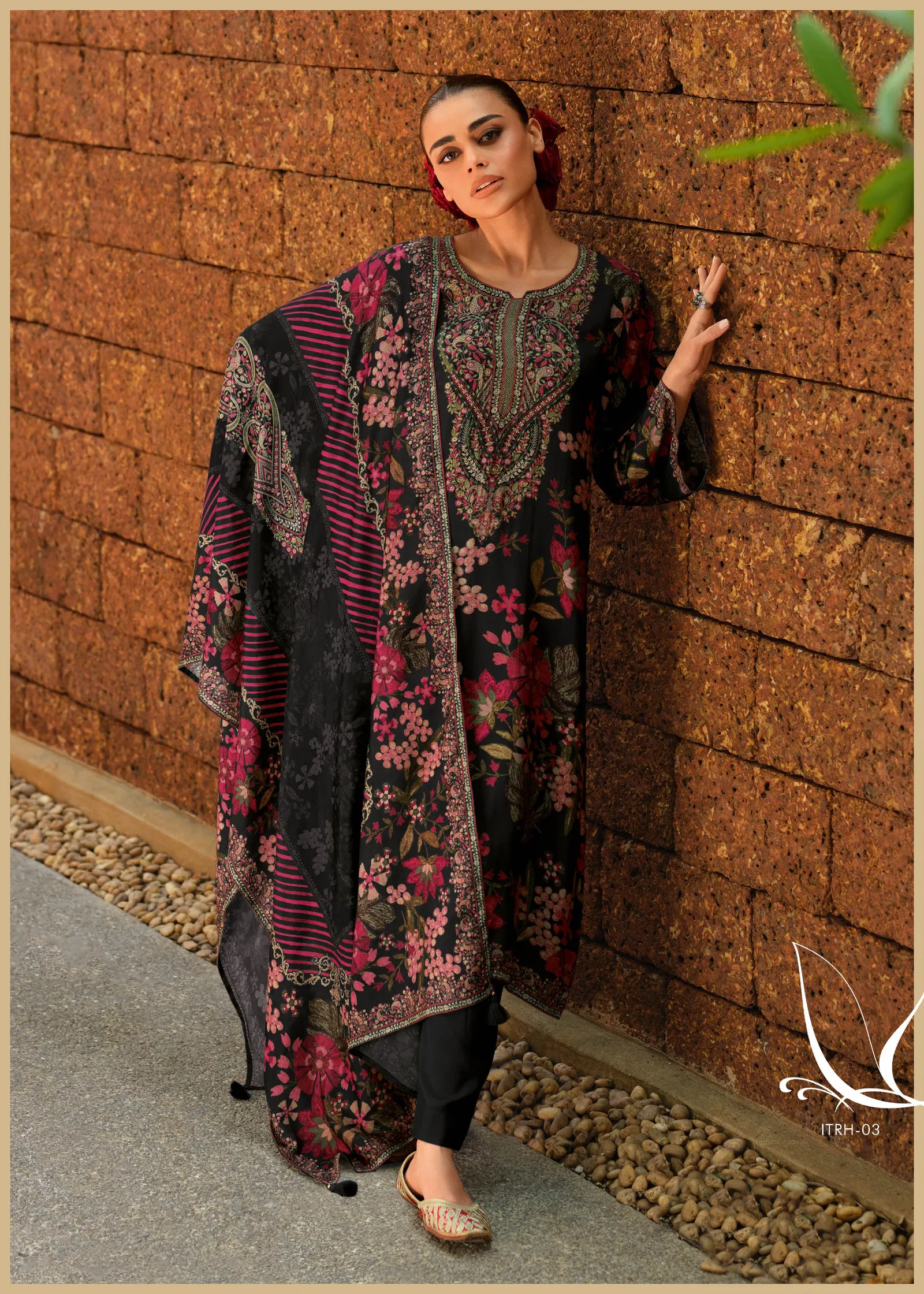Itrh By Varsha Viscose Muslin Printed Salwar Suits Wholesale Shop In Surat
